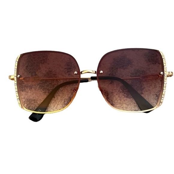 Square embellished fashion sunglasses - Picture 4 of 4